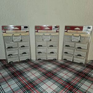 Lemax White Plastic Picket Fence Mini Figurine Holiday Village Accessories